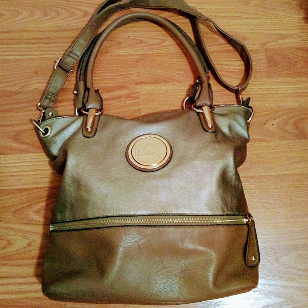 Stunning Vintage Michael Kors Gold/Bronze Bag!
